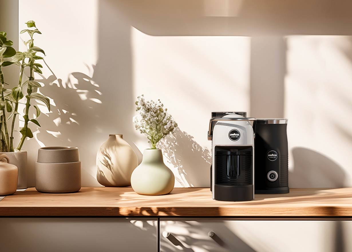 Lavazza jolie plus with milk frother on sale
