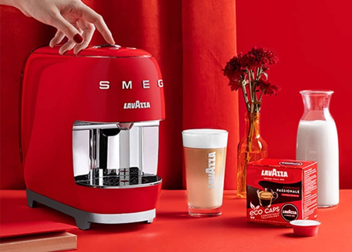 A Modo Mio SMEG Espresso Coffee Machine Lavazza
